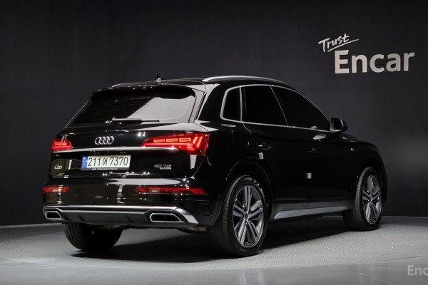 2023 Audi Q5 с пробегом 67 337 км