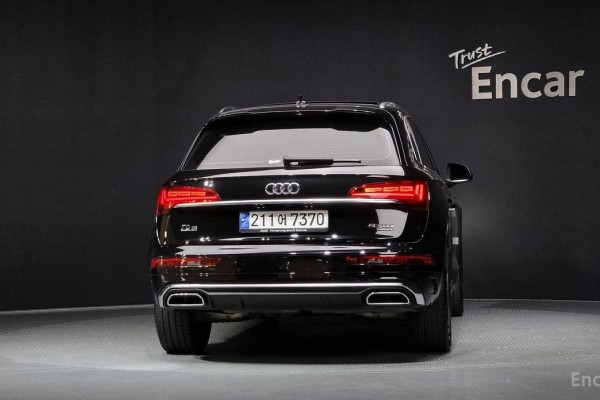 2023 Audi Q5 с пробегом 67 337 км