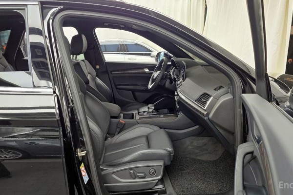 2023 Audi Q5 с пробегом 67 337 км