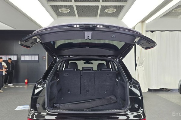 2023 Audi Q5 с пробегом 67 337 км