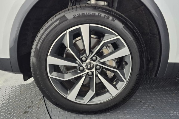 2023 Audi Q5 с пробегом 22 677 км