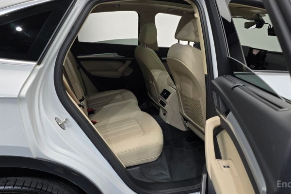 2023 Audi Q5 с пробегом 22 677 км