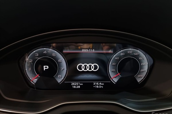 2024 Audi Q5 с пробегом 26 250 км