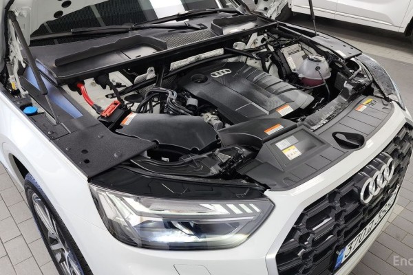 2023 Audi Q5 с пробегом 14 143 км