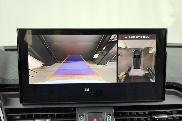 2023 Audi Q5 с пробегом 14 143 км