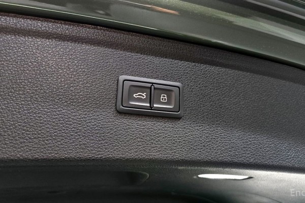 2023 Audi Q5 с пробегом 42 335 км