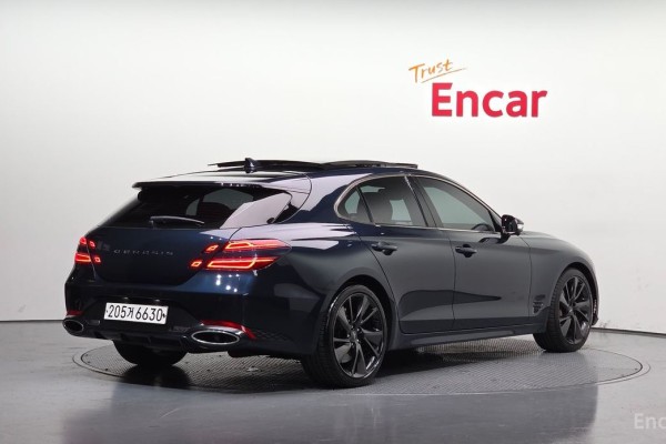 2022 Genesis G70 с пробегом 49 999 км