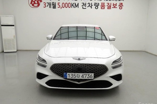 2022 Genesis G70 с пробегом 127 565 км
