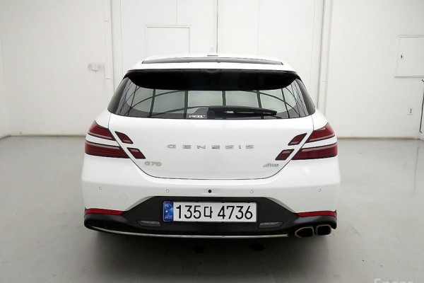 2022 Genesis G70 с пробегом 127 565 км