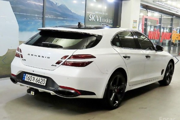 2022 Genesis G70 с пробегом 64 833 км