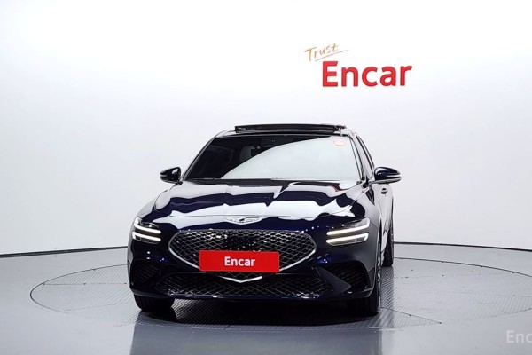 2023 Genesis G70 с пробегом 29 383 км