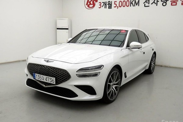 2022 Genesis G70 с пробегом 127 565 км