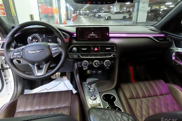 2022 Genesis G70 с пробегом 64 833 км