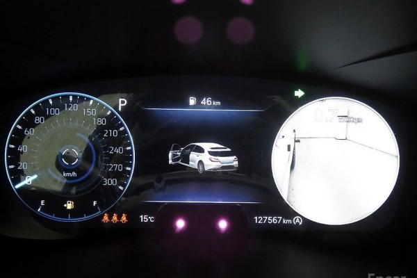 2022 Genesis G70 с пробегом 127 565 км