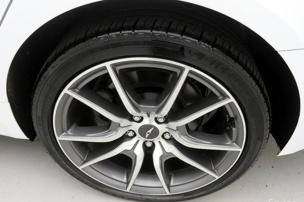 2022 Genesis G70 с пробегом 127 565 км