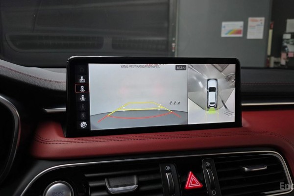 2022 Genesis G70 с пробегом 49 999 км