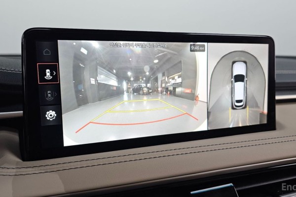 2023 Genesis G70 с пробегом 18 722 км