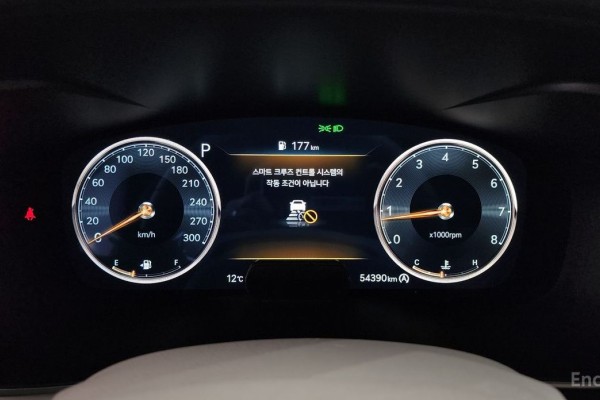 2022 Genesis G70 с пробегом 54 390 км