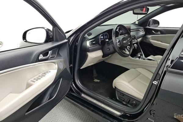 2022 Genesis G70 с пробегом 48 064 км