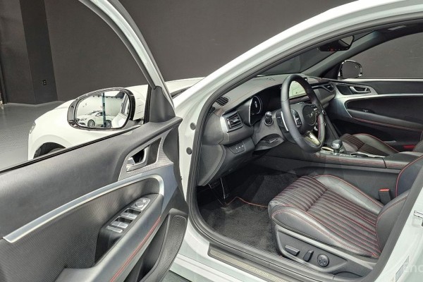 2022 Genesis G70 с пробегом 89 162 км