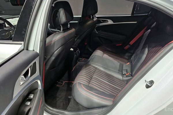 2022 Genesis G70 с пробегом 89 162 км