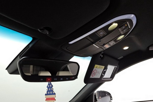 2022 Genesis G70 с пробегом 136 298 км