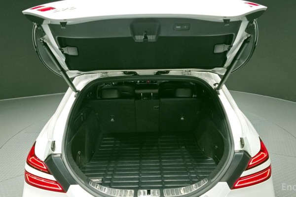 2022 Genesis G70 с пробегом 89 162 км