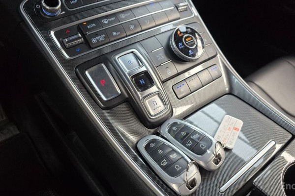 2021 Hyundai Santa Fe с пробегом 73 233 км