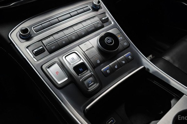 2021 Hyundai Santa Fe с пробегом 56 105 км