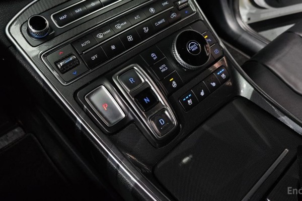 2022 Hyundai Santa Fe с пробегом 53 843 км