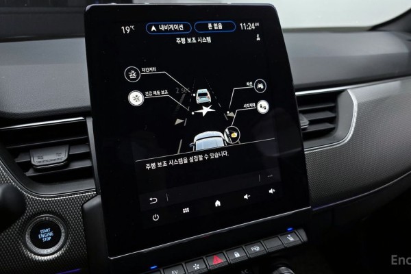 2022 Renault Samsung XM3 с пробегом 52 024 км