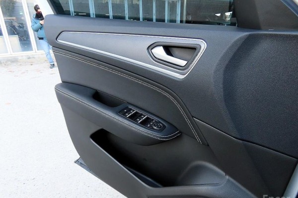 2022 Renault Samsung XM3 с пробегом 100 019 км