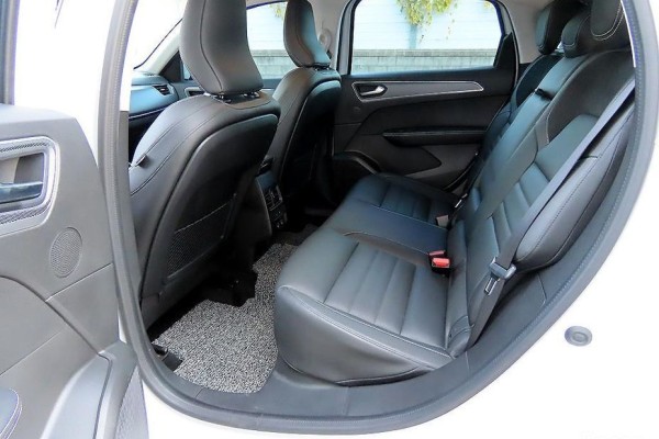 2022 Renault Samsung XM3 с пробегом 100 019 км