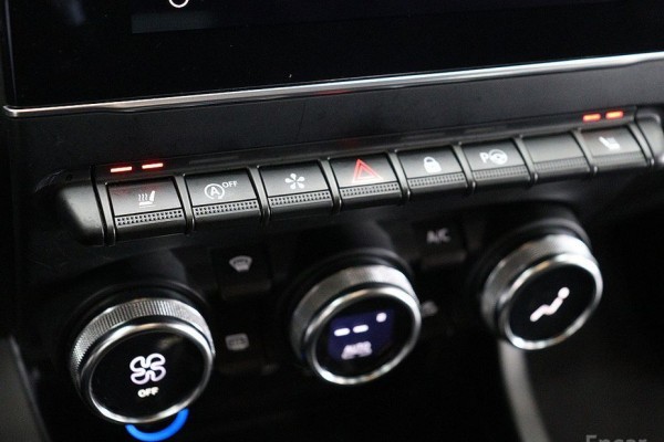 2022 Renault Samsung XM3 с пробегом 81 694 км