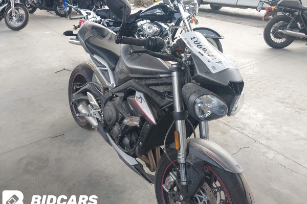 2018 Triumph Street Triple, RS с пробегом 13 502 км