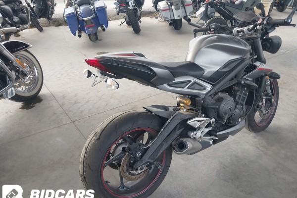 2018 Triumph Street Triple, RS с пробегом 13 502 км