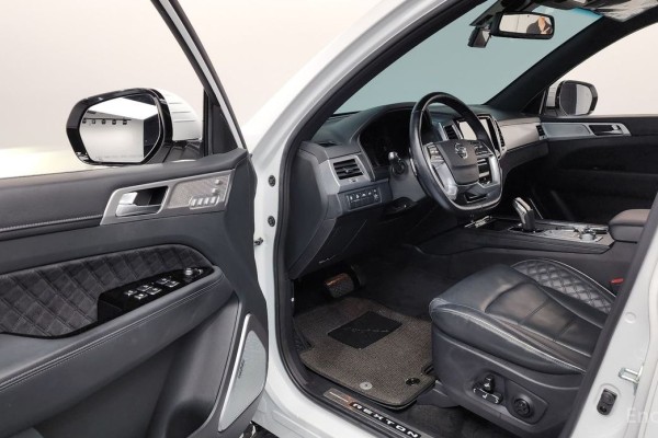 2021 SsangYong Rexton с пробегом 45 937 км