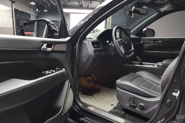 2024 SsangYong Rexton с пробегом 9 577 км