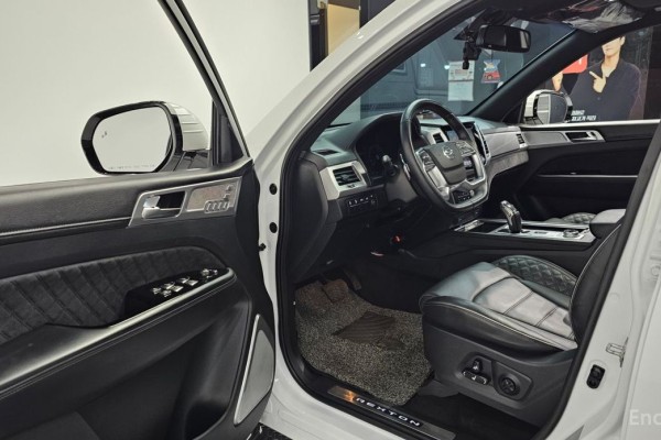2022 SsangYong Rexton с пробегом 73 375 км