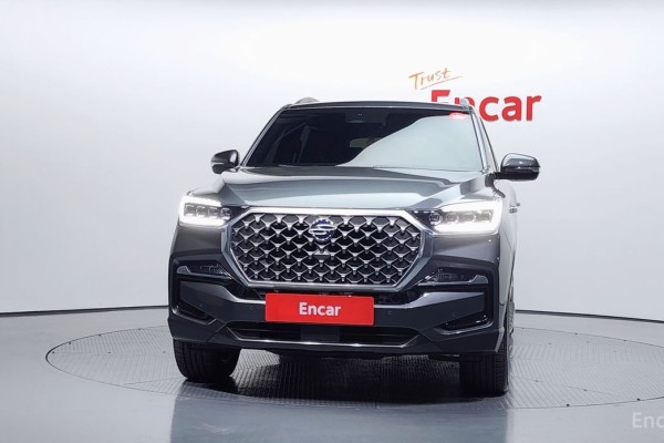 2022 SsangYong Rexton с пробегом 15 210 км