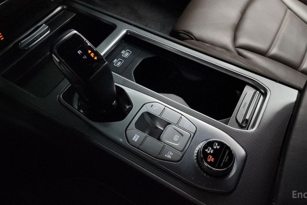 2022 SsangYong Rexton с пробегом 15 210 км