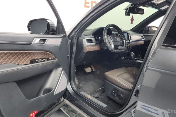 2022 SsangYong Rexton с пробегом 15 210 км