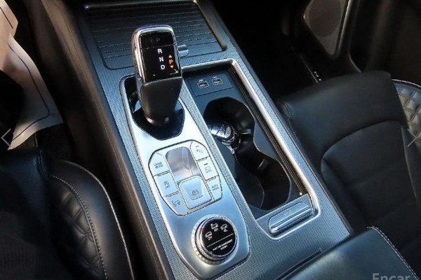 2021 SsangYong Rexton с пробегом 44 230 км