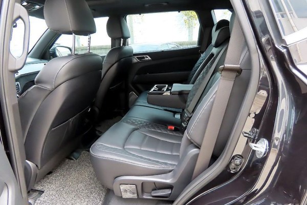 2022 SsangYong Rexton с пробегом 56 993 км