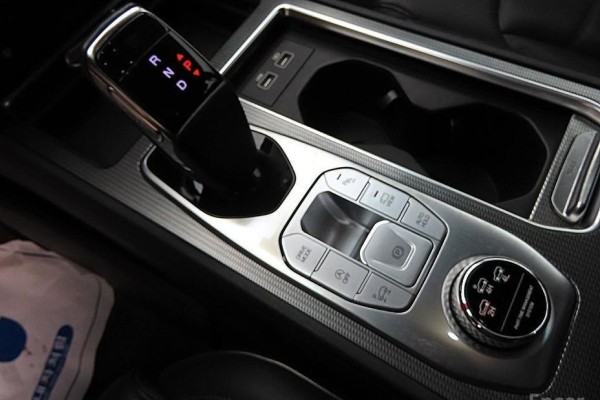 2022 SsangYong Rexton с пробегом 56 993 км