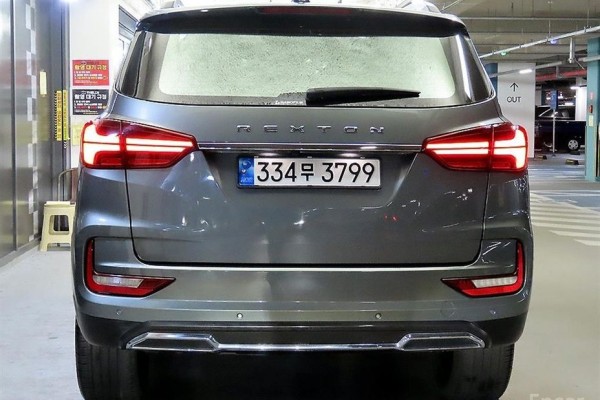 2022 SsangYong Rexton с пробегом 111 759 км