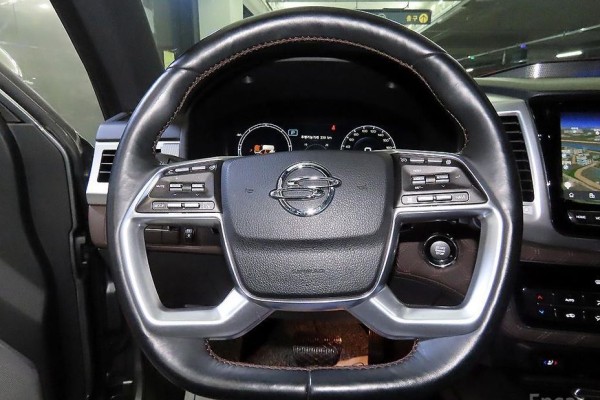 2022 SsangYong Rexton с пробегом 111 759 км