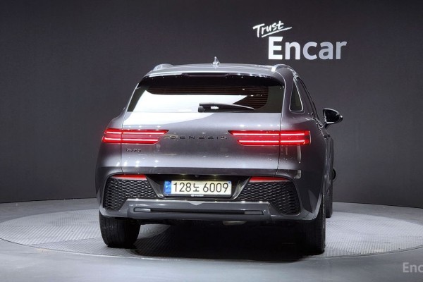 2021 Genesis GV70 с пробегом 98 341 км