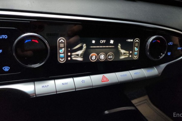 2021 Genesis GV70 с пробегом 98 341 км