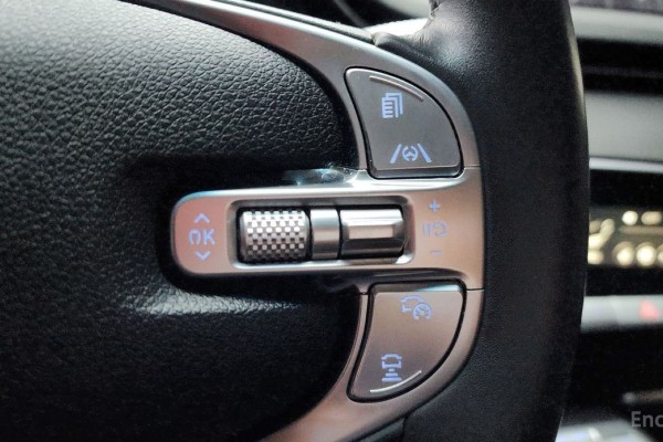 2021 Genesis GV70 с пробегом 98 341 км